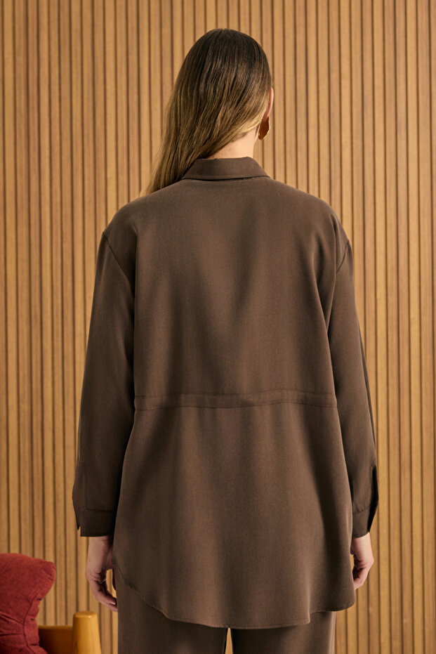 تونيك بني اللون برباط عند الخصر - 6
