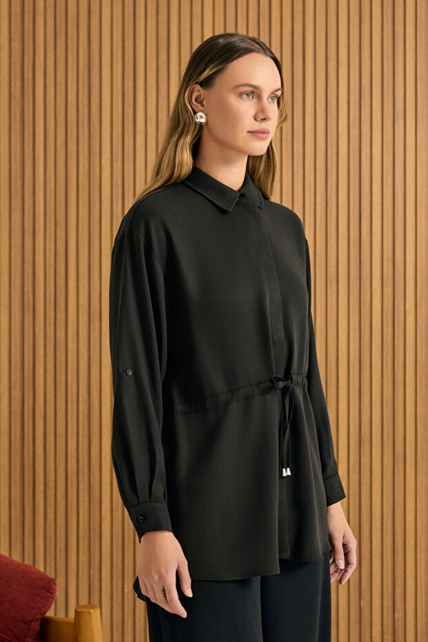 تونيك برباط الخصر باللون الأسود - 4