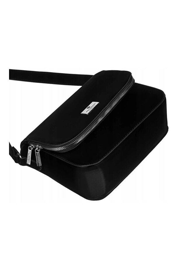 PTNTORALE1373279 - 7