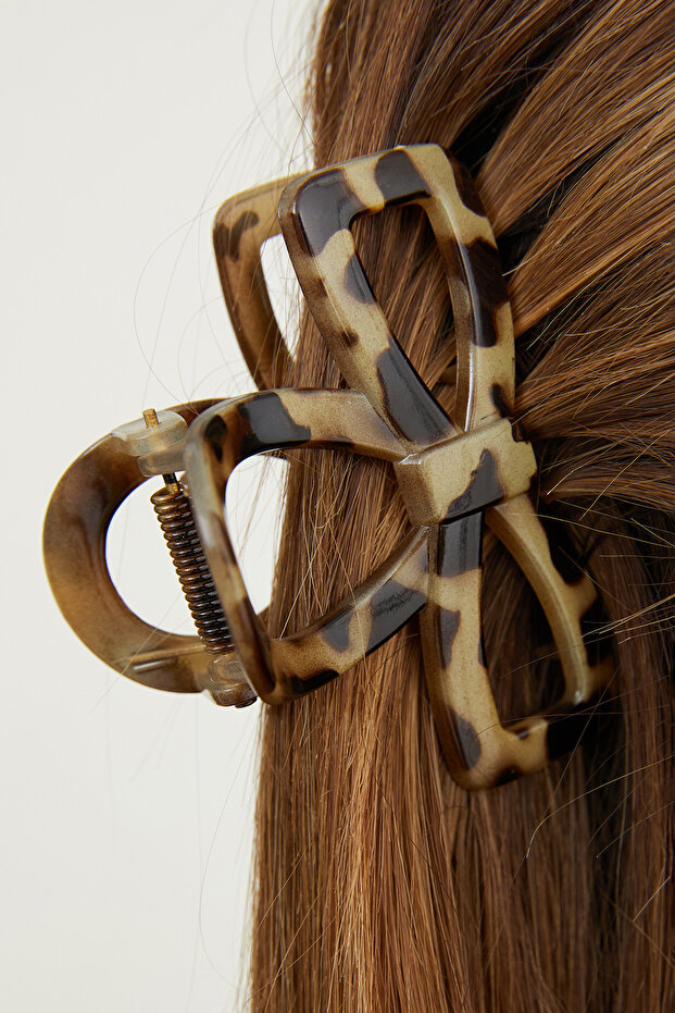 Leopard Patterned Bow Tie Buckle - 2