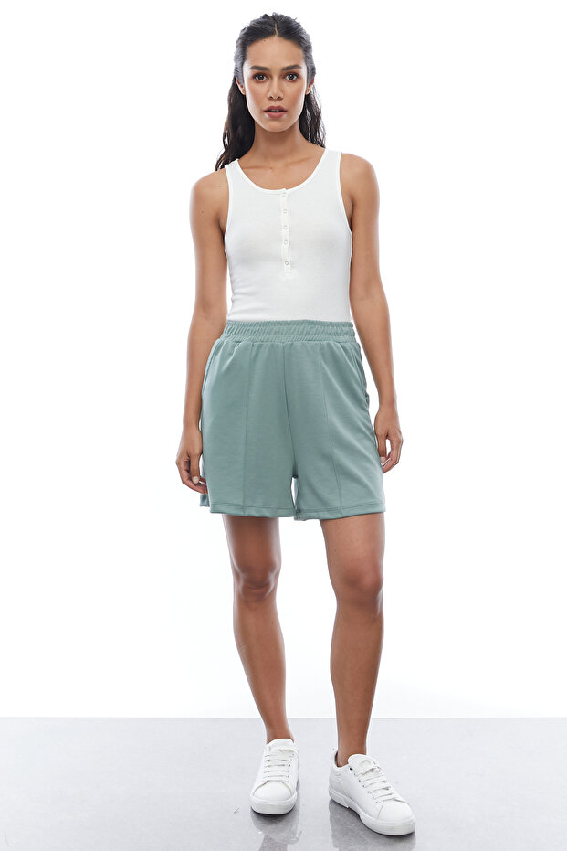 Önden Dikişli Cepli Şort - 1