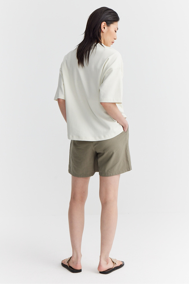 Kadın Pile Detaylı Şort - 4