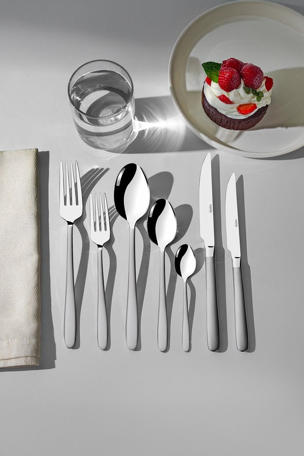 Sultan Saten 12-Person 89-Piece Cutlery Set with Leather Case