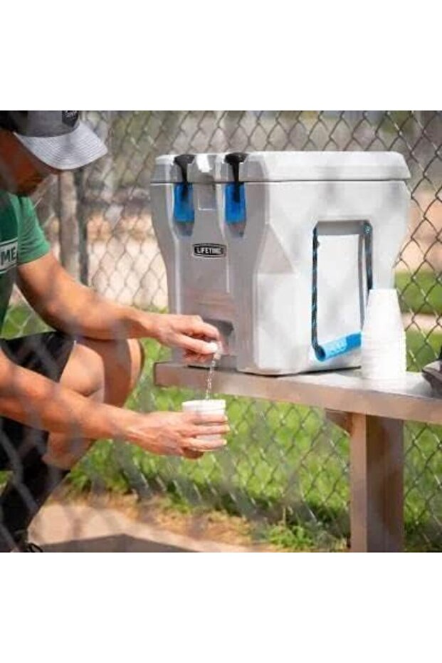 Cooler, 20 Quart, Boulder Gray - 3