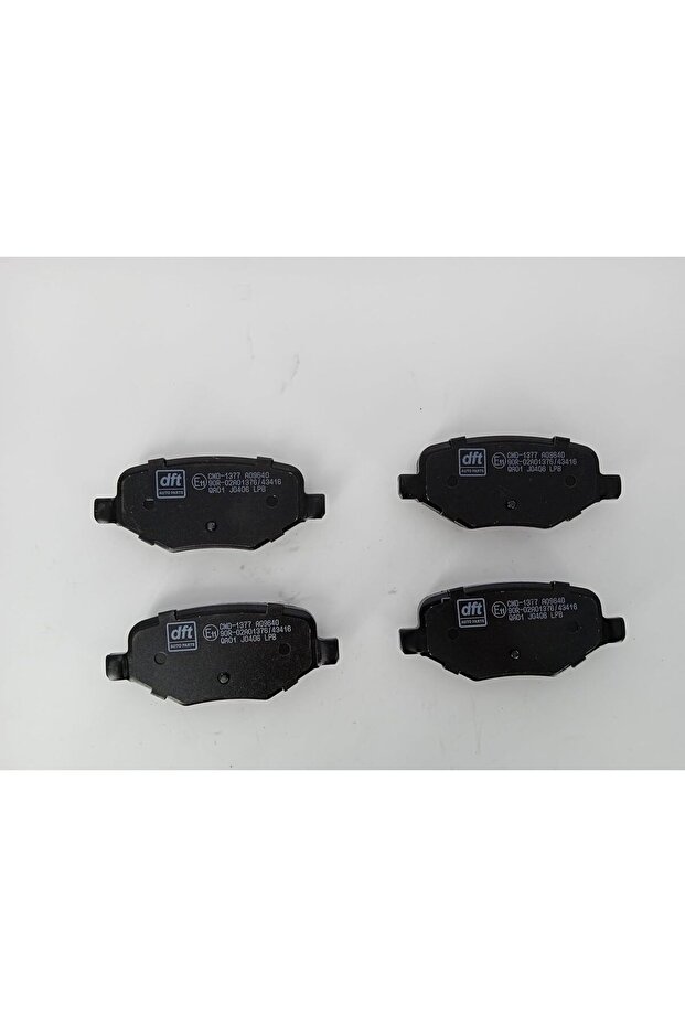Rear Brake Pad Kit for Ford Edge (CMD-1377 DT / 8A8Z2200A)