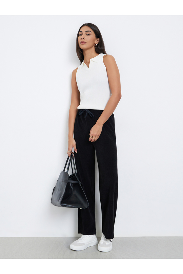 Women Black Straight Leg Corduroy Pants