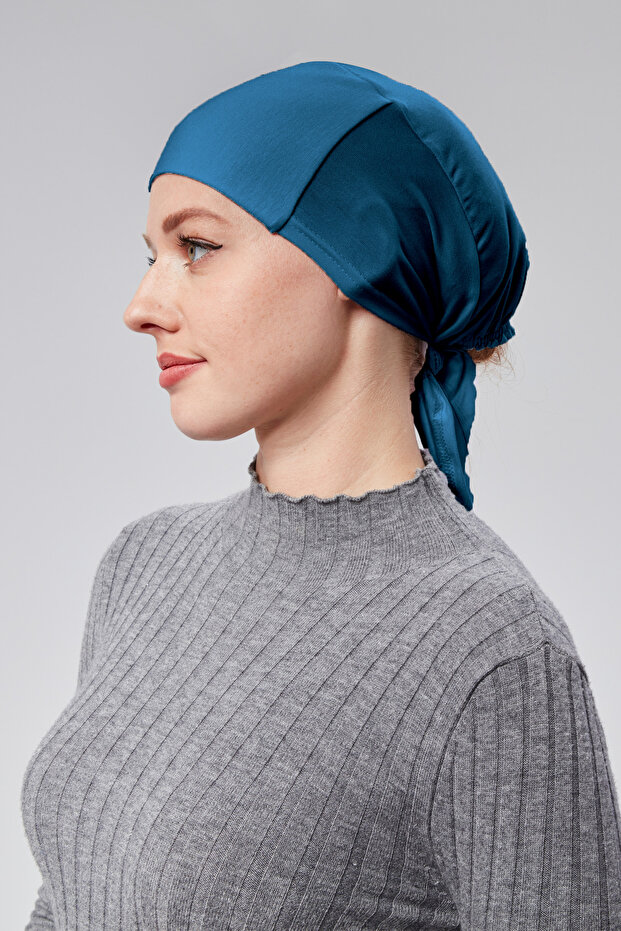 Women's Hijab Lycra Combed Cotton Seamless Non-Slip Plain Laced Bonnet