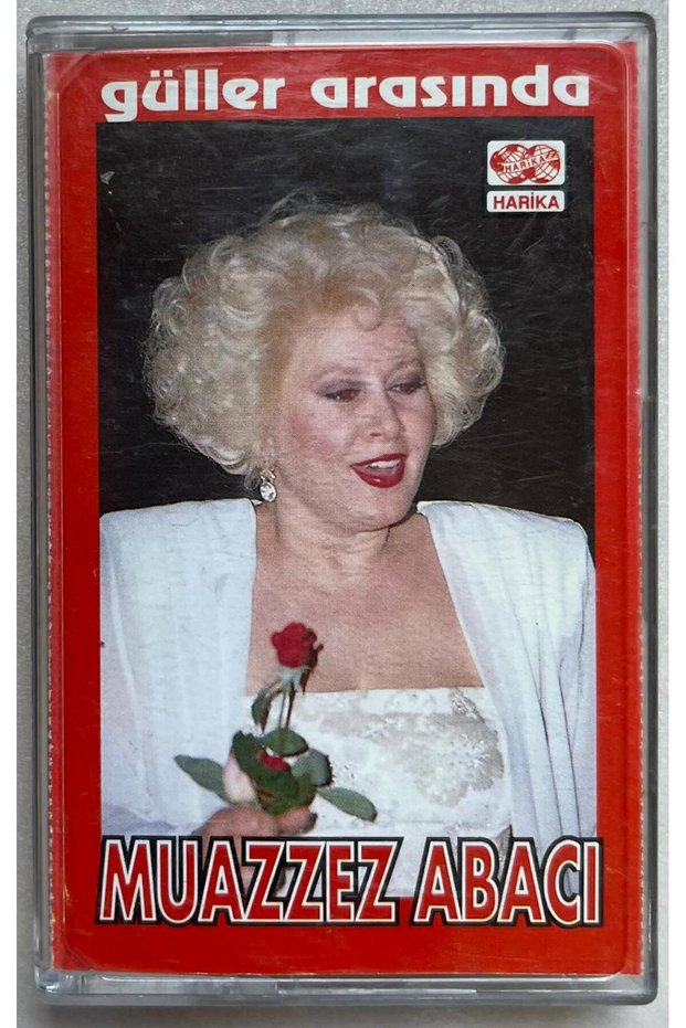 Muazzez Abacı between Roses Cassette (Original Period Edition Cassette)