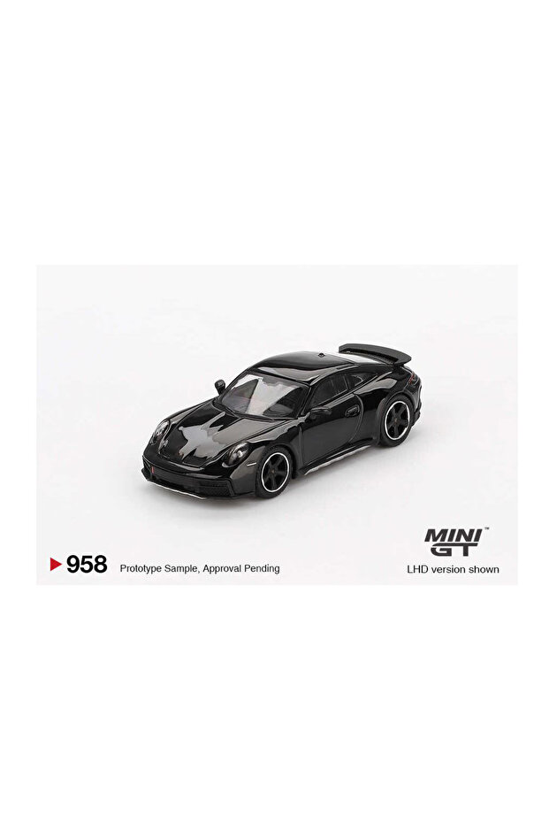 958 - بورش 911 داكار أسود