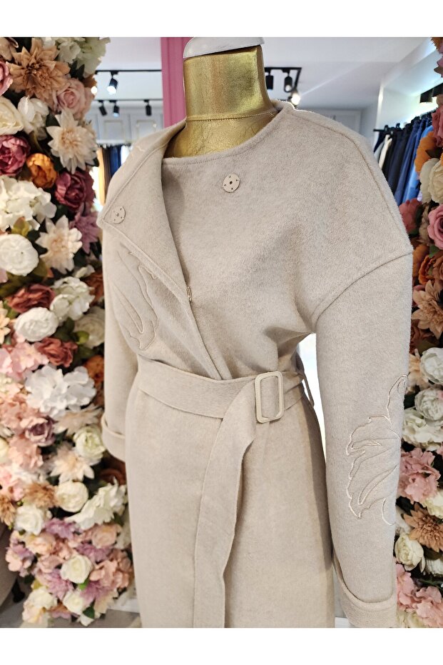 kaban siyah kadın. - 3