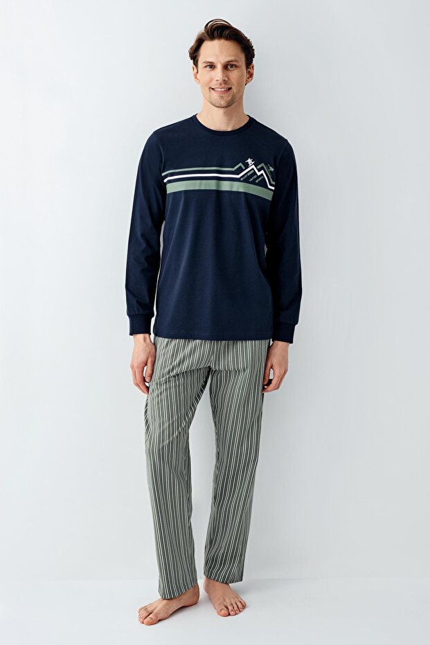 Father and Son Pajama Set, Each Size Has a Different Price, You Add Them to the Cart in Order to Create a Combination. - 6