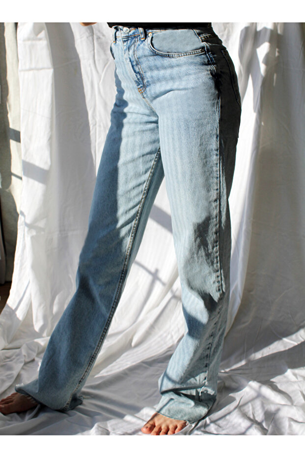 Raw Hem High Waist Light Blue Straight Jeans