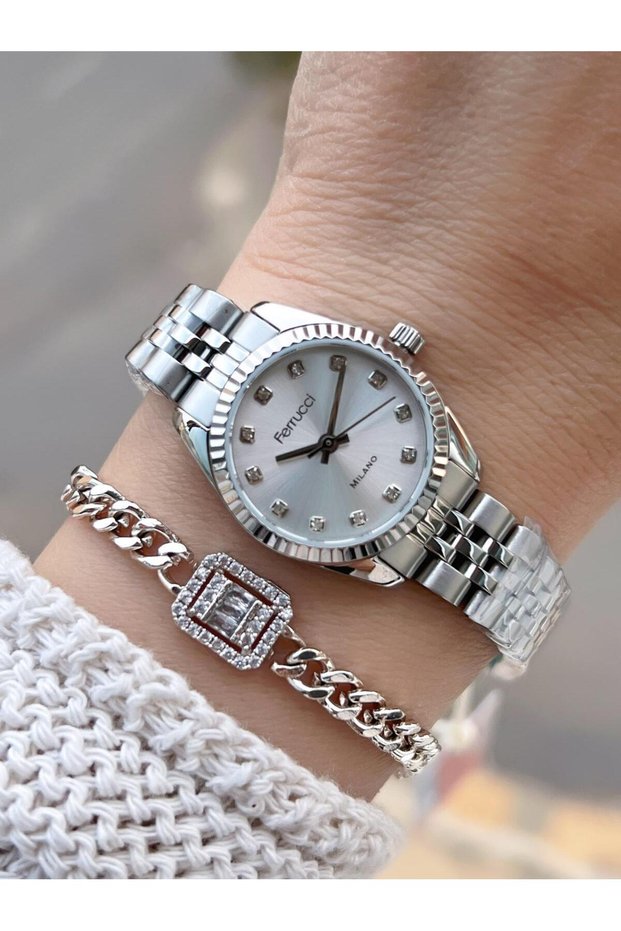 Vintage Mini Steel Cord 2 Years Warranty New Season 30 Mt Water Resistant Women's Wristwatch B