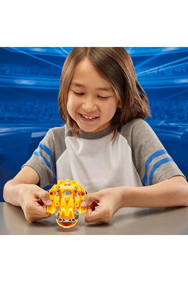One Battle Robot Bumblebee Figure - 7