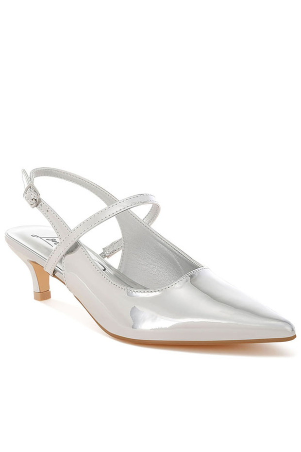 Kitten Heel Slingback Sandals in Silver