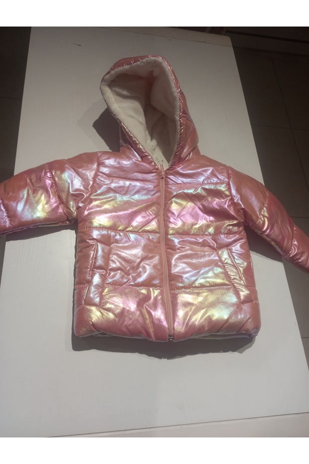 Pembe kız montu - 1