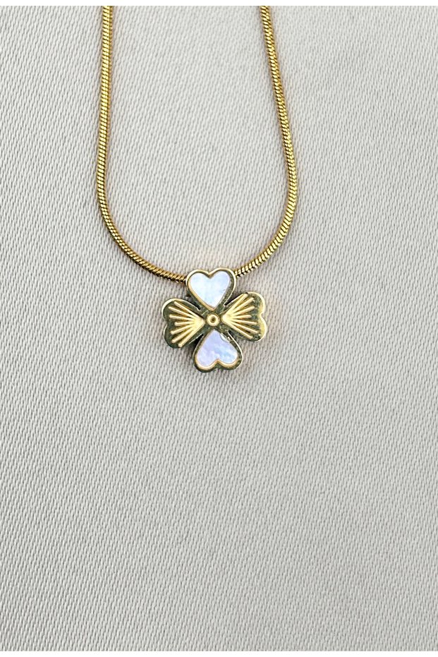 Steel Clover Heart-Shaped Design Necklace Women Gold Color Elegant Minimal