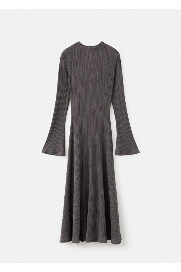 Çan kollu triko elbise - 3