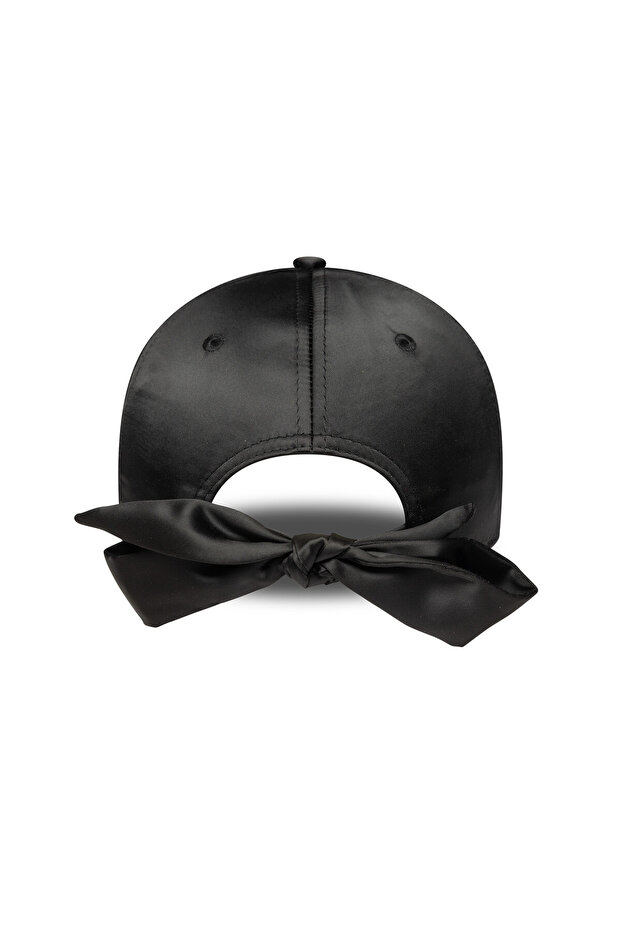 New York Yankees Women's MLB Black Satin Bow 9FORTY Adjustable Cap