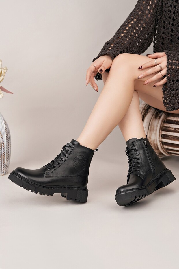 Genuine leather women's daily boots dc3903