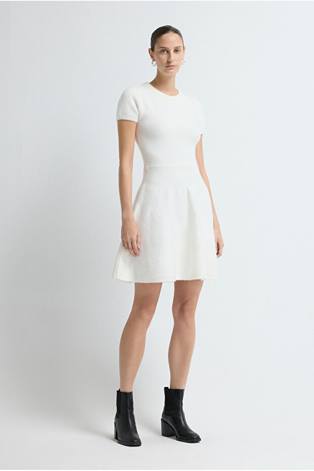 Volanlı Kısa Triko Elbise - 1