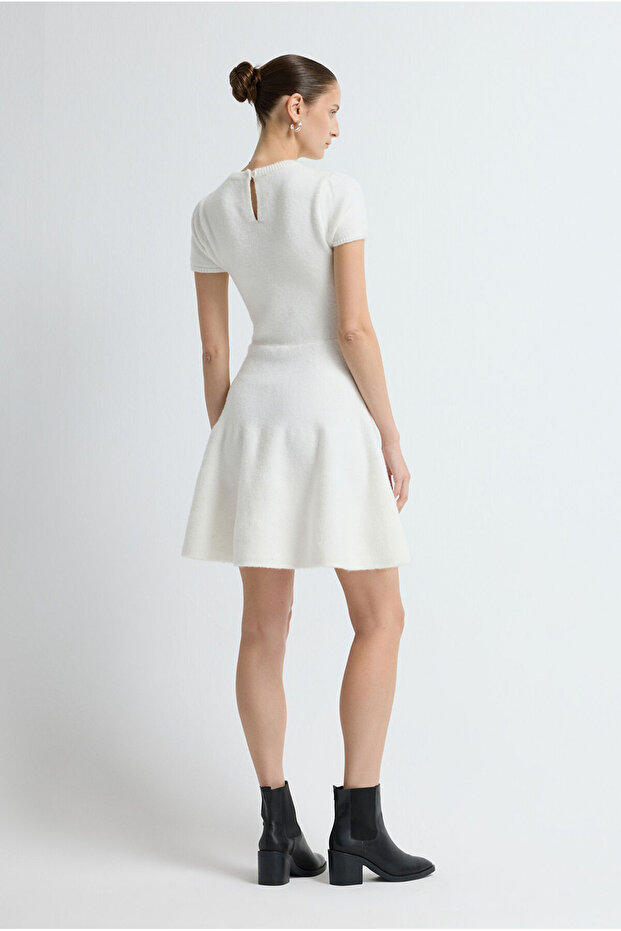 Volanlı Kısa Triko Elbise - 5