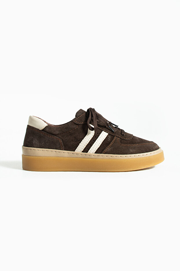 Zaina Women's Lace-Up Genuine Leather Sneaker Brown Suede