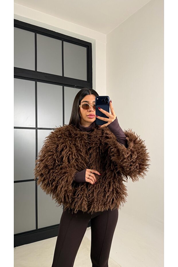 Long-Haired Fur Coat with Fringe