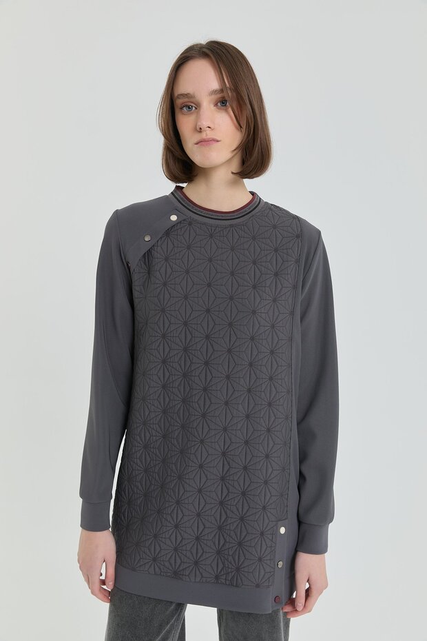 سترة رفيعة مبطنة بالريبان باللون الأنثراسيت - 1