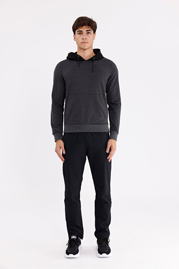 Kangaroo Pocket Adjustable Drawstring Ribbed Cuff Relaxed Fit Hooded Sweatshirt