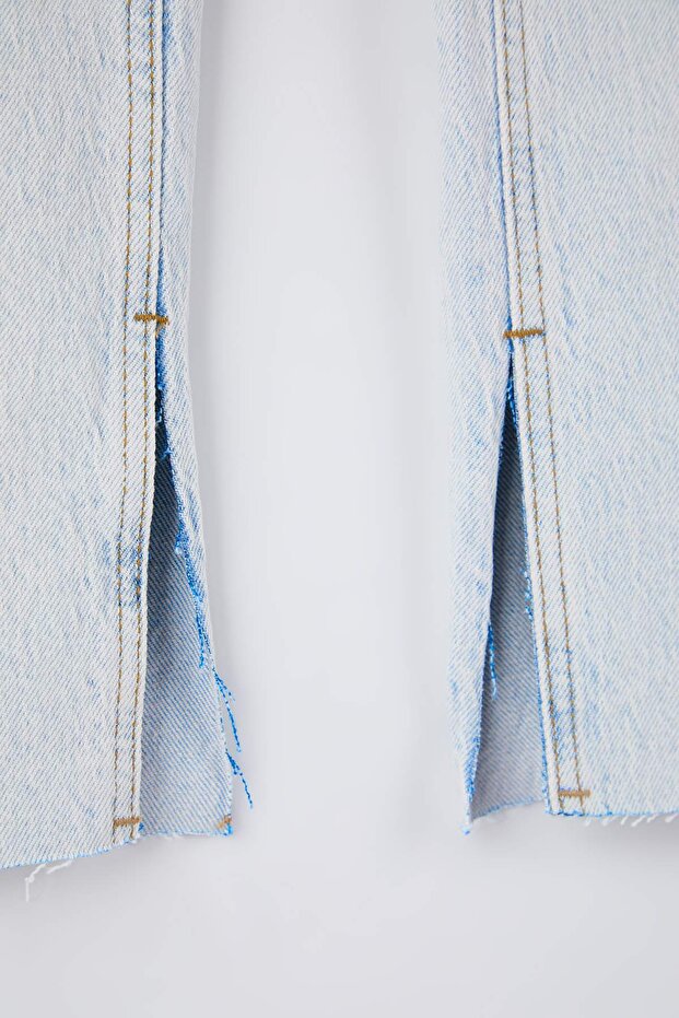 Mavi Yüksek Bel Yırtmaç Detaylı Flare Fit Büyük Beden Jeans TBBAW26CJ00000 - 6