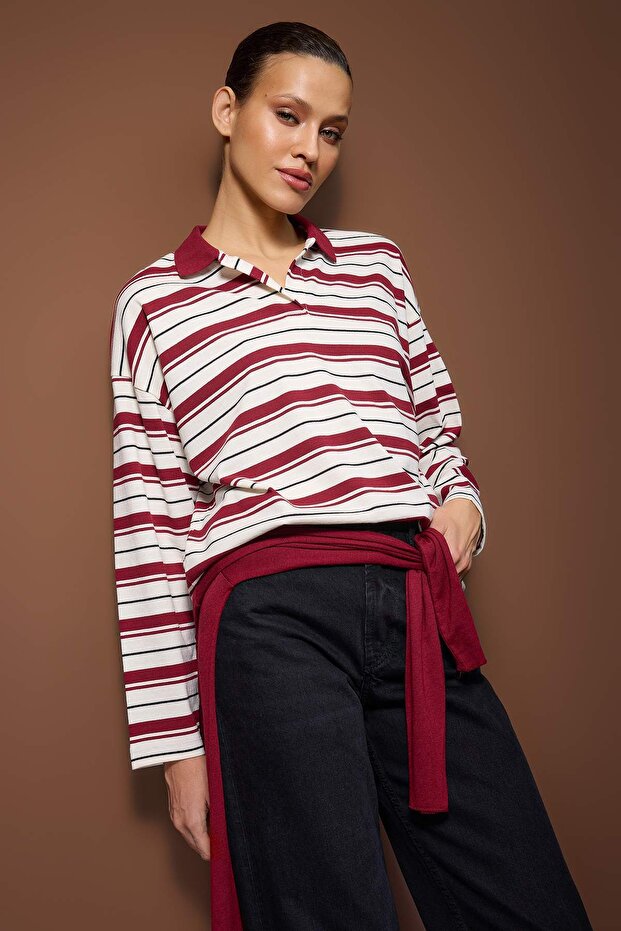 Bordo Çizgili Polo Yaka Oversize/Geniş Kalıp Örme Sweatshirt TWOAW26SW00051 - 1