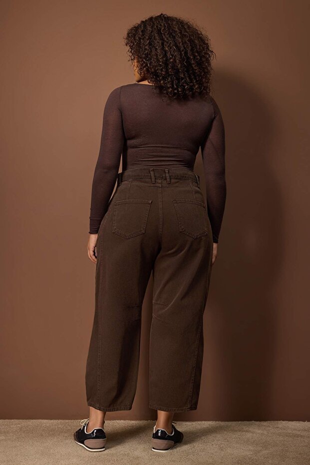 Kahverengi Yüksek Bel Bagyy Fit %100 Pamuk Non-Stretch Büyük Beden Jeans TBBSS25CJ00000 - 4