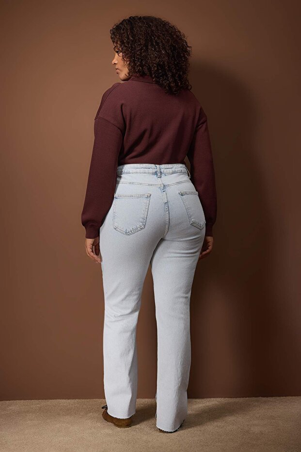 Mavi Yüksek Bel Yırtmaç Detaylı Flare Fit Büyük Beden Jeans TBBAW26CJ00000 - 3