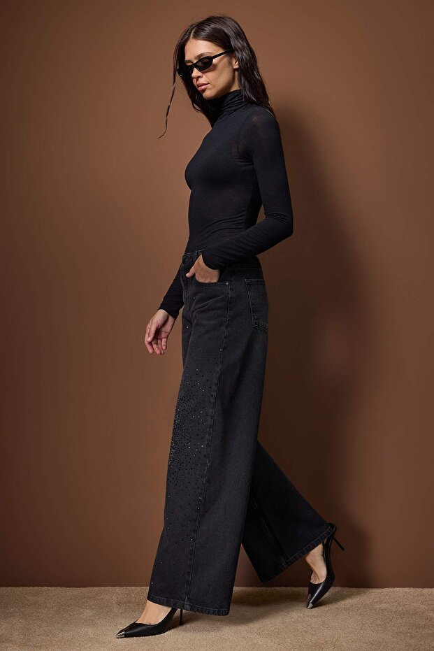 Siyah Taş Detaylı Normal Bel Wide Leg Jeans TWOAW26JE00284 - 2