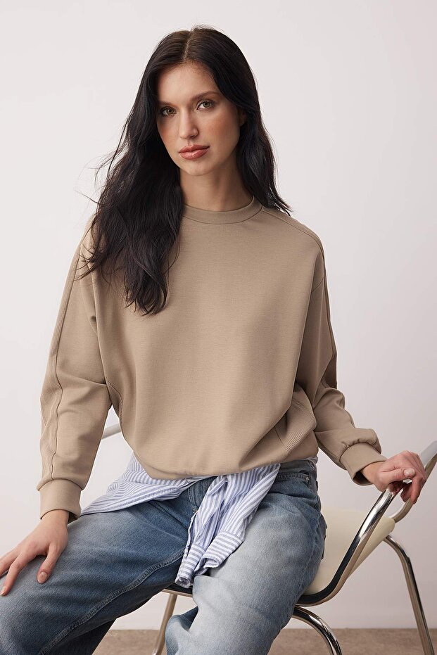 Vizon Kaşkorse Detaylı Oversize/Geniş Kalıp Yumuşak Kumaşlı EsnekÖrme Sweatshirt TWOAW26SW00186 - 2