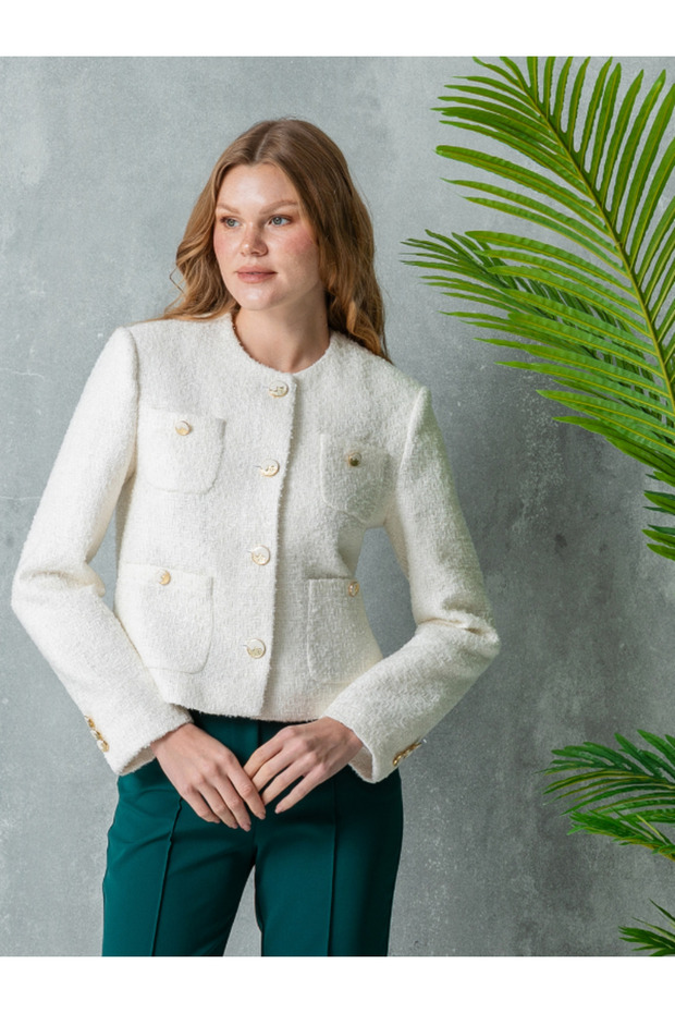 سترة شانيل الأنيقة ذات الجيوب - 1