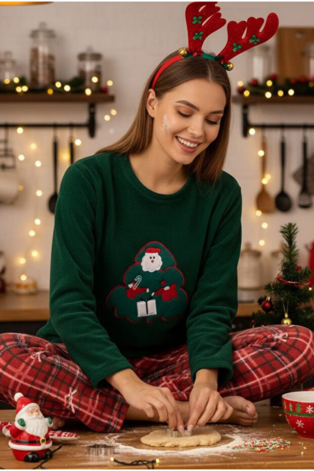 Green Christmas-Themed Embroidered Plaid Fleece Winter Knitted Pajama Set