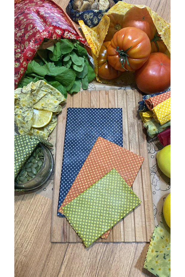 Polka Dot Patterned Fabric Reusable Natural Beeswax Food Storage Cloth Set of 3