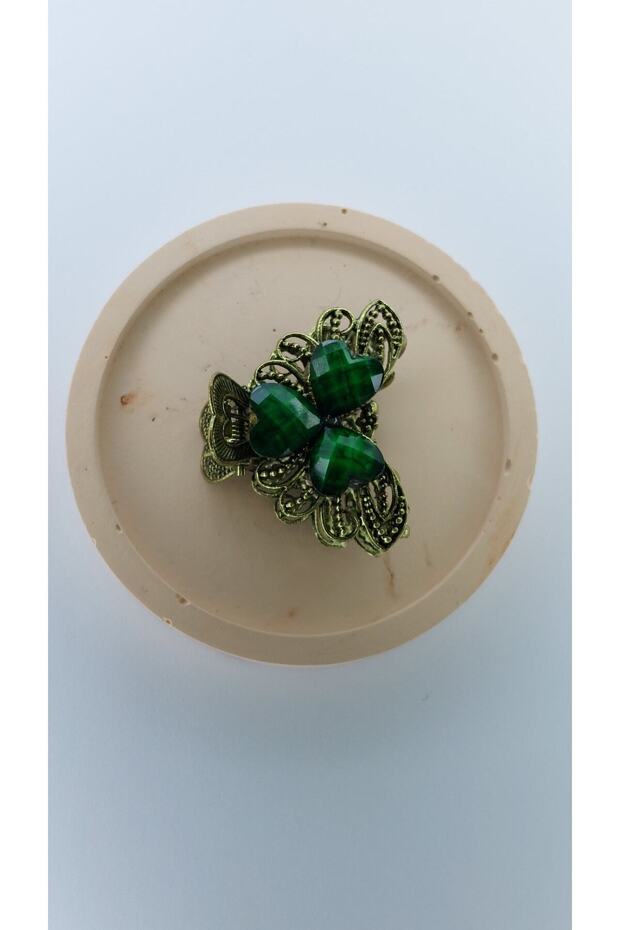 Women's Metal Latch Buckle Vintage Heart Medium Size Hair Clip