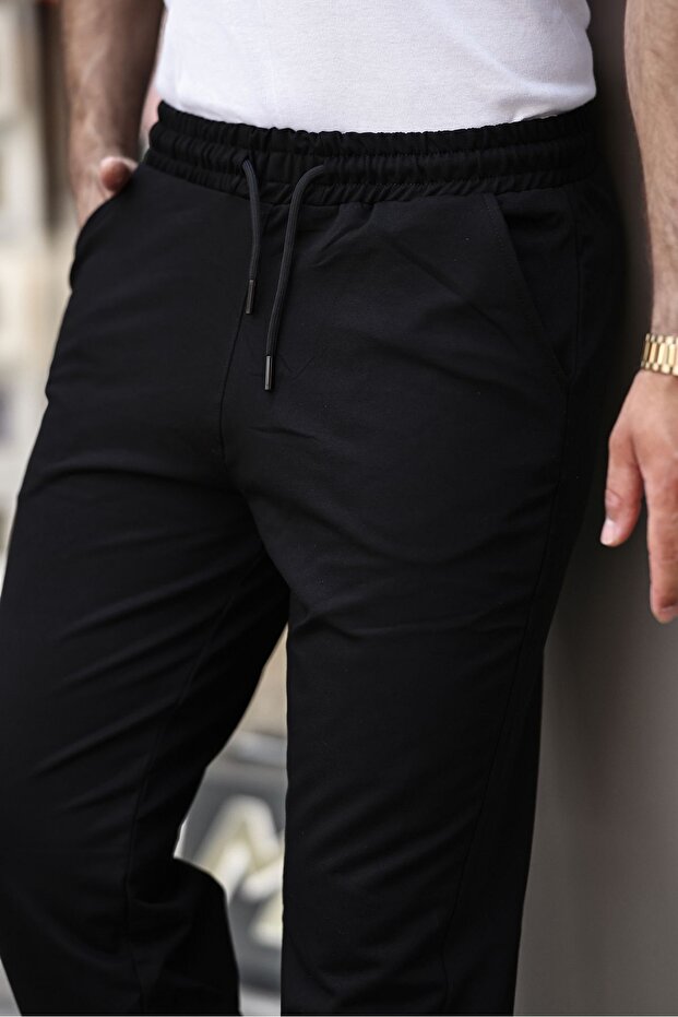 Herren Basic-Jogginghose mit elastischem Bund und Taschen in Schwarz - 2