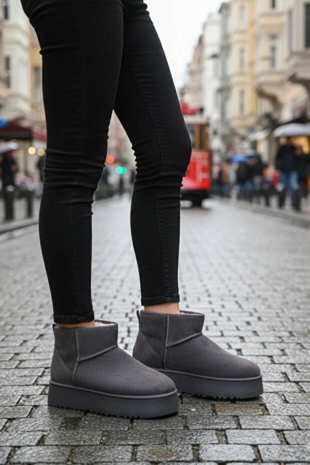 Women's Gray Winter Fur Lined Suede Thick Sole Boots Comfortable Daily Warm Stylish Shoes Bootie Boots