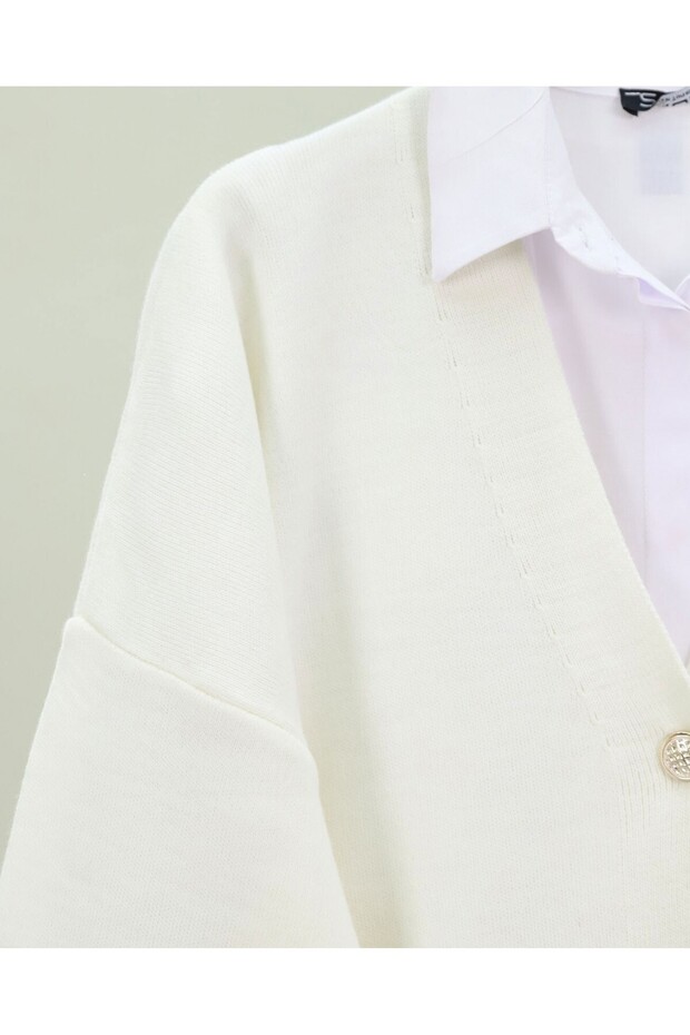V Yaka Düğmeli Oversize Triko Hırka -Krem - 5