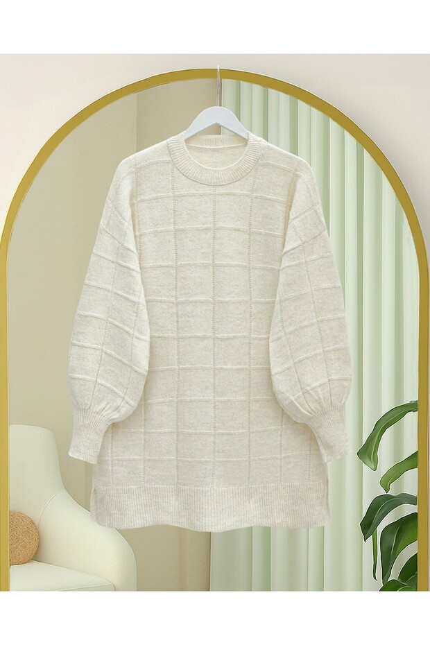 Square Patterned Slit Soft Knit Tunic - Ecru - 3