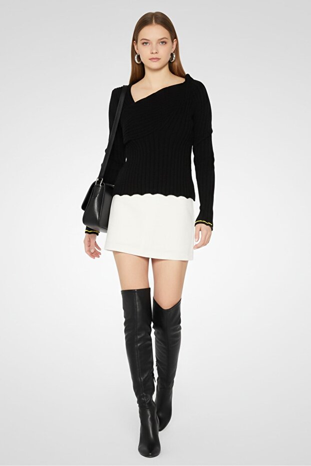 Women Asymmetrical Neck Knitted Sweater, Black