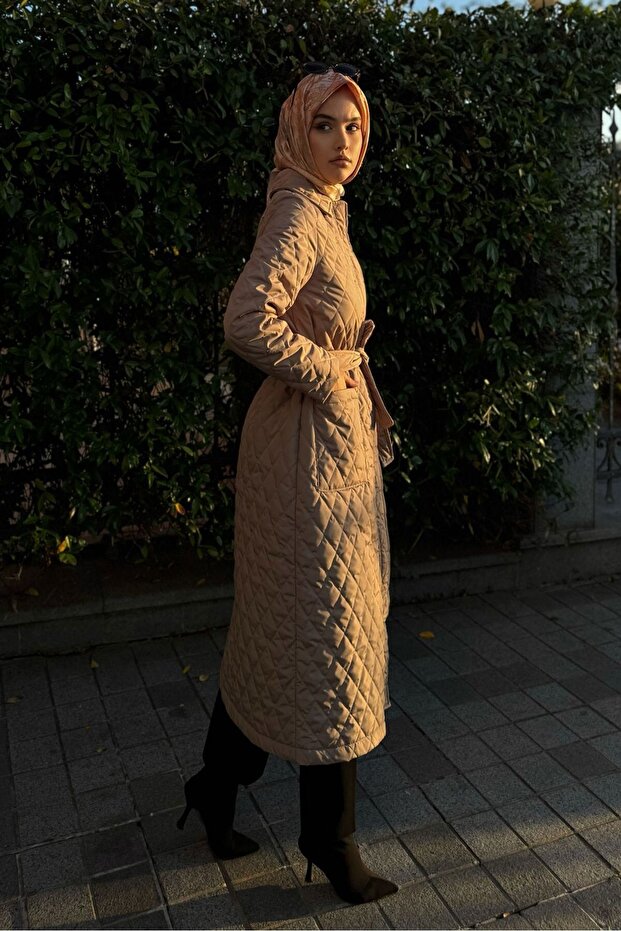 Kapitone Mont Vizon - 2