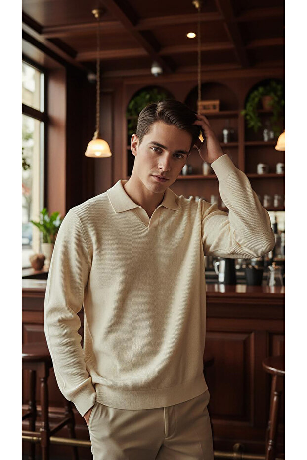 Yaka detay triko - 1