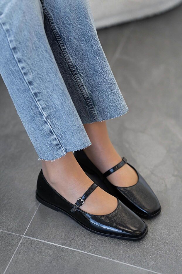Pina Women's Genuine Leather Strap Ballerinas Black
