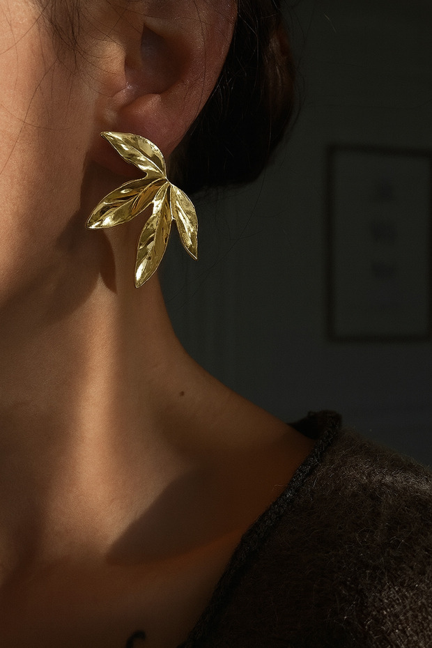 Çelik Dalgalı Çiçek Küpe - 2