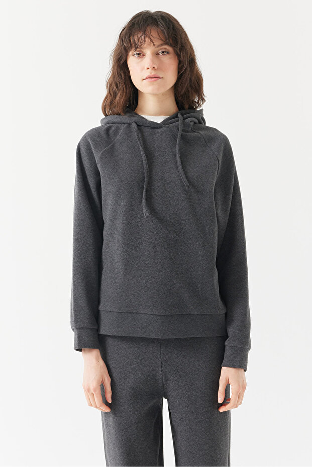 Kadın Kapüşonlu Basic Sweatshirt - 2